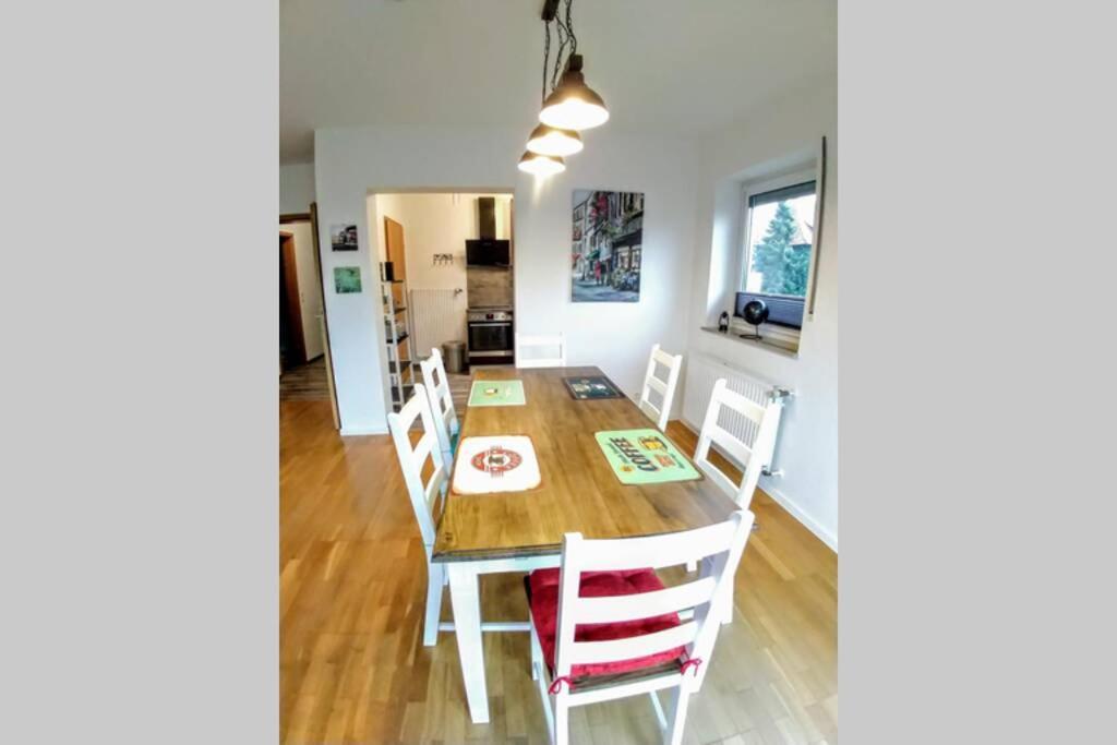 Exklusive Ferienwohnung In Einbeck, 3 Schlafzimmer Mit Balkon! Eksteriør bilde